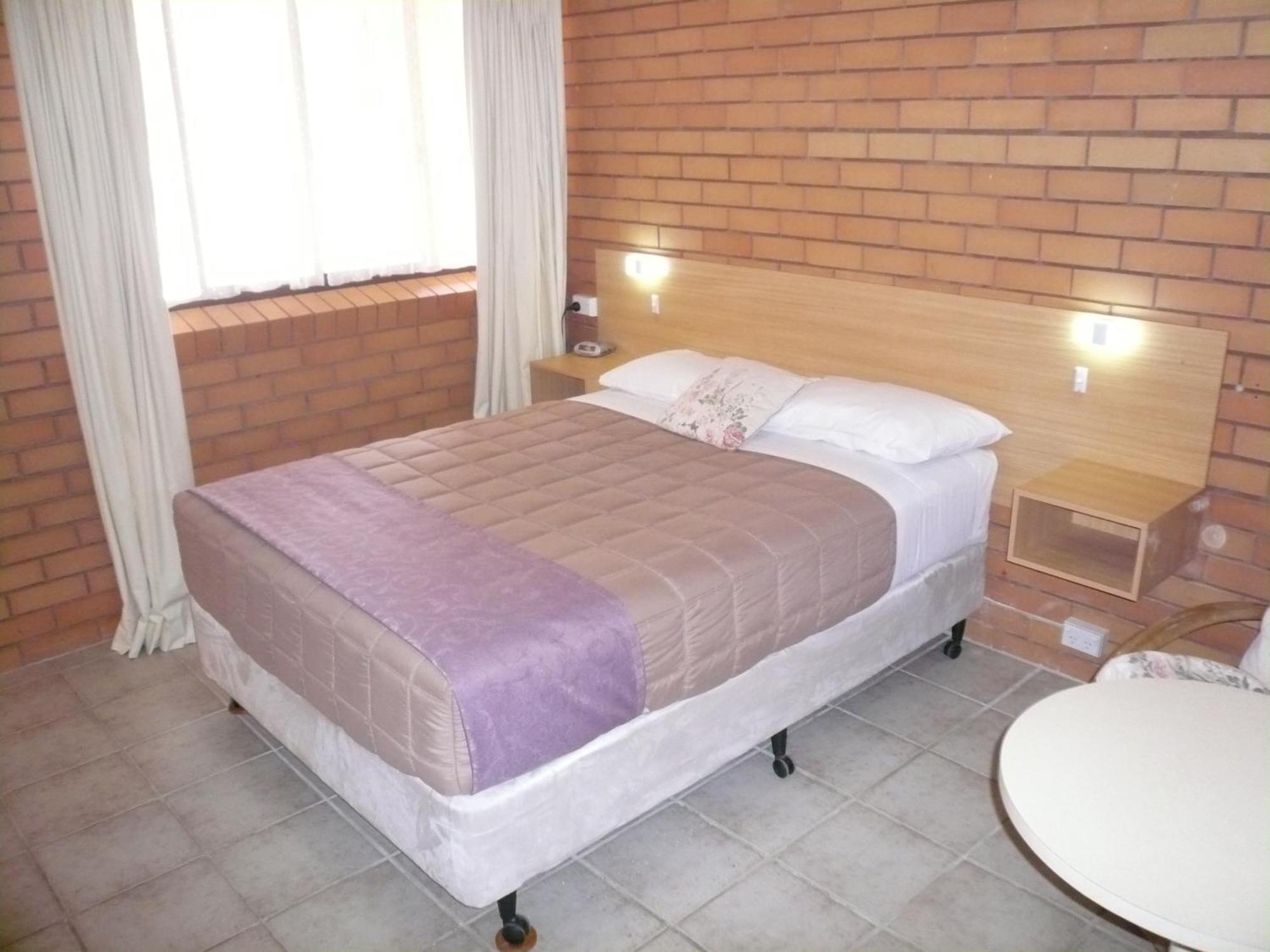 Grong Grong Motor Inn 部屋 写真